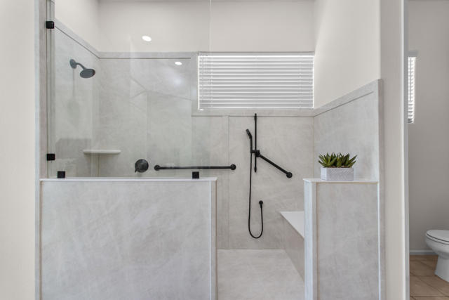 74629 Lavender Way, Palm Desert CA: https://media.crmls.org/mediaz/5b4e784d-df56-4f24-a3ee-b62f115cd042.jpg