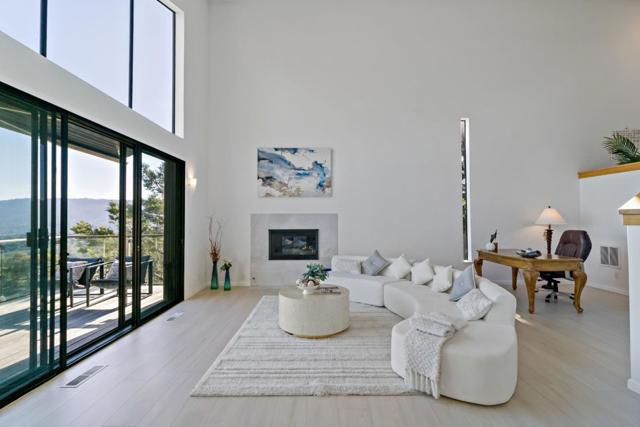 131 Los Vientos Way, San Carlos CA: https://media.crmls.org/mediaz/5b4f944d-02f5-4096-b196-f7e97e3154a0.jpg