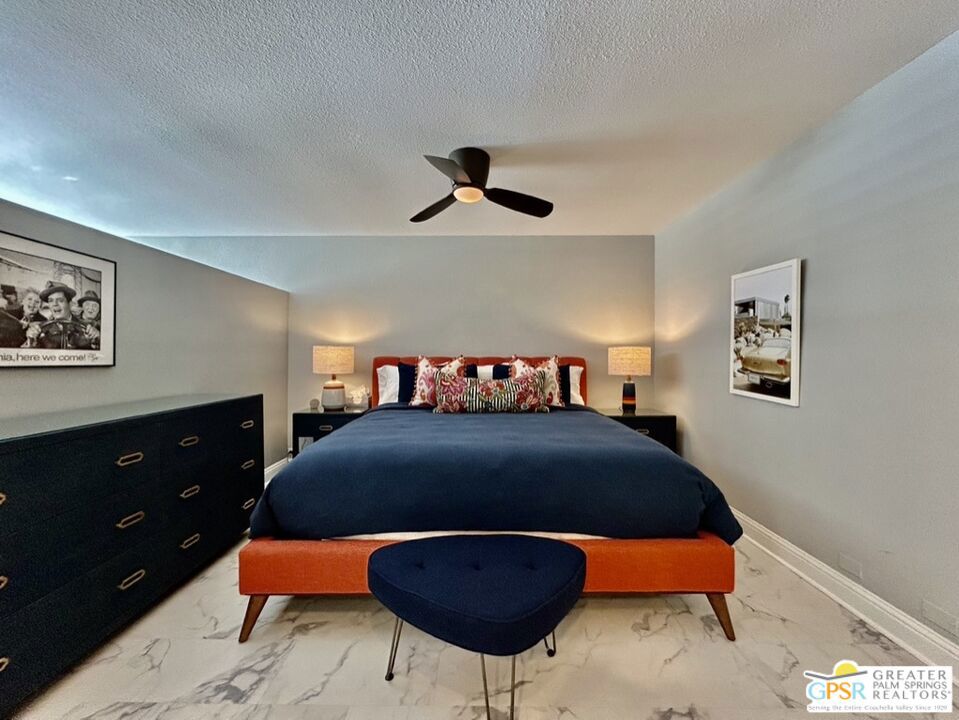 https://media.crmls.org/mediaz/5b508f68-822f-44fc-aa54-2cda9fcc8c57.jpg?preset=X-Large