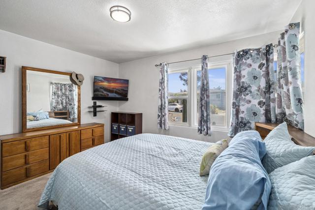 6352 Cleo St, San Diego CA: https://media.crmls.org/mediaz/5b510680-e1c3-4a9c-bff0-96723de4f455.jpg