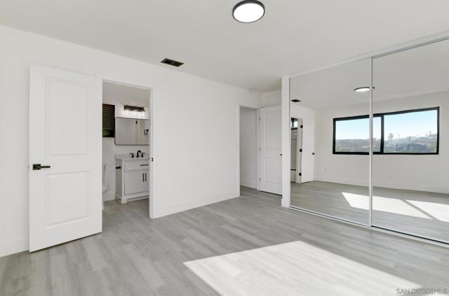 6035 Harps Ct, San Diego CA: https://media.crmls.org/mediaz/5b510846-3914-43ab-9715-b48715d09031.jpg