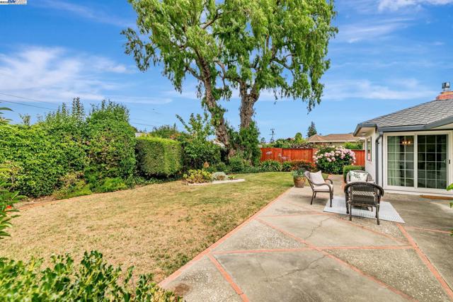 38426 Kimbro St, Fremont CA: https://media.crmls.org/mediaz/5b51c40a-0f2a-4274-b52a-845376bc9a56.jpg