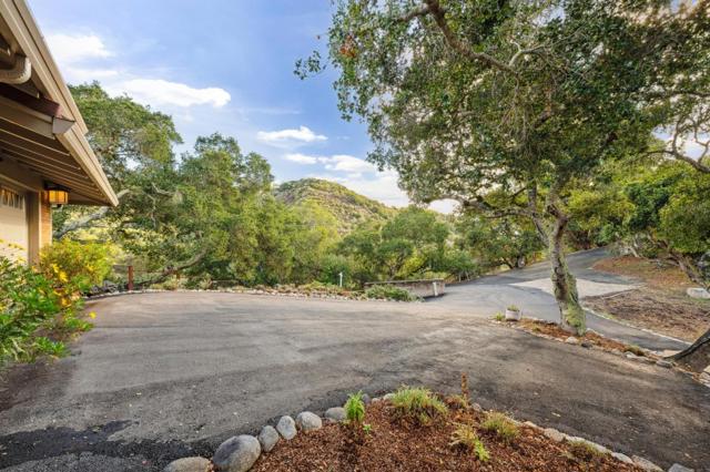 760 Country Club Drive, Carmel Valley CA: https://media.crmls.org/mediaz/5b530b63-f2ca-4c1d-9ec0-147ceb2f5ee8.jpg
