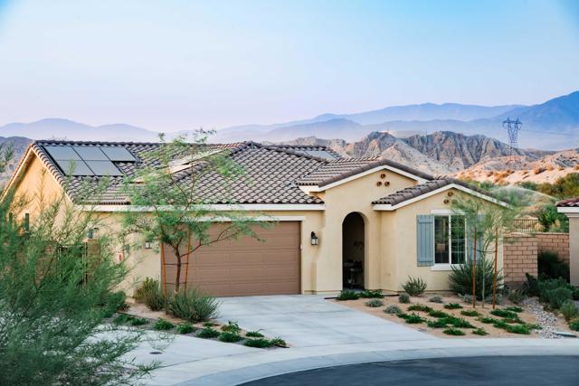 42695 Torno Place, Indio CA: https://media.crmls.org/mediaz/5b547016-24ad-471a-9e54-b0f4eb077adb.jpg