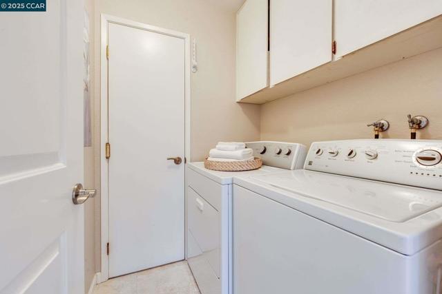 2342 Brantford Court, Walnut Creek CA: https://media.crmls.org/mediaz/5b5760e7-d9e8-44f4-8f2d-62aa454e92b3.jpg