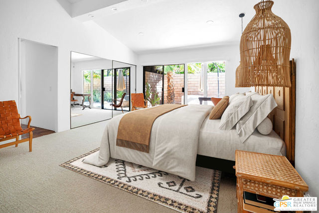 1375 E Primavera Drive, Palm Springs CA: https://media.crmls.org/mediaz/5b578f83-c9e4-4e6a-90c8-3ac01618b59a.jpg