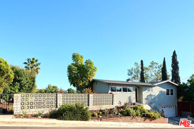 2662 Range Rd, Los Angeles, CA 90065