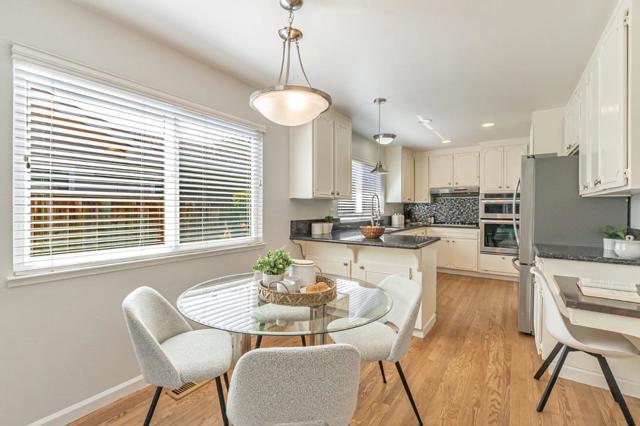 824 Buchser Way, San Jose CA: https://media.crmls.org/mediaz/5b5c360e-ced3-46d7-a96e-9347d0c3bb6f.jpg
