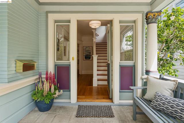 Image 5 of 60 For 2035 Francisco St