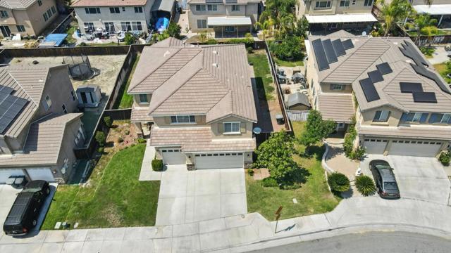 1553 Coldridge Circle, San Jacinto CA: https://media.crmls.org/mediaz/5b5c9f52-ac8c-4c1f-b54f-ce5480844c8b.jpg