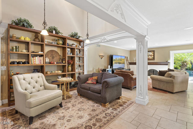 Detail Gallery Image 11 of 49 For 6228 Watertree Ct, Agoura Hills_2,  CA 91301 - 4 Beds | 3 Baths