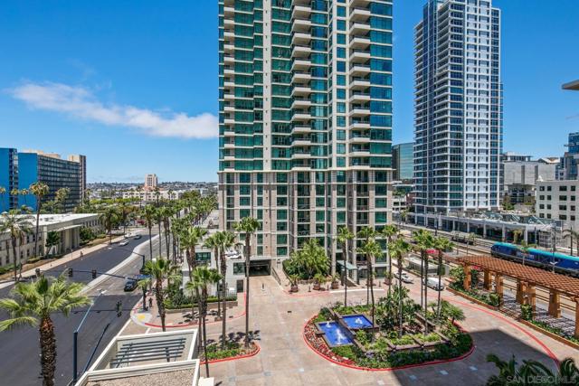 1199 Pacific Hwy, San Diego CA: https://media.crmls.org/mediaz/5b5d1722-5a90-4eea-a72f-21d888d10890.jpg