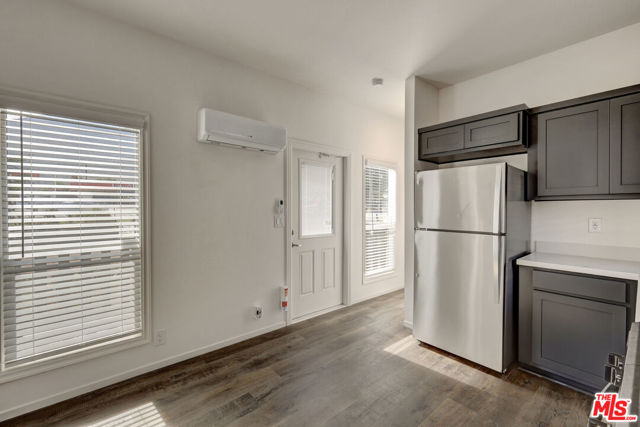 17650 Grand Avenue, Lake Elsinore CA: https://media.crmls.org/mediaz/5b5d676e-87eb-4b5e-9f96-1d7951fa617c.jpg