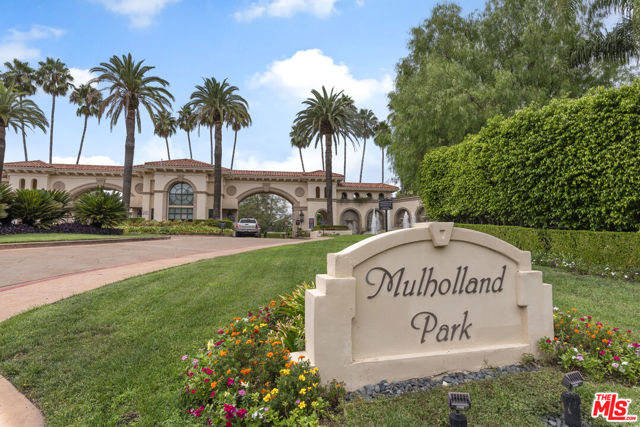 3791 WINFORD Drive, Tarzana CA: https://media.crmls.org/mediaz/5b5dd423-082e-463d-abbe-f085b56167b2.jpg