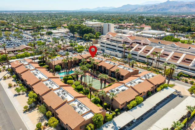 291 E Mel Avenue, Palm Springs CA: https://media.crmls.org/mediaz/5b5e8842-eabc-4dd0-8f51-c7e88330f4d2.jpg