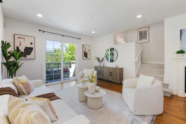 211 Okeefe Way, Mountain View CA: https://media.crmls.org/mediaz/5b5e9be4-e5e9-461a-9a86-2f12bed35acf.jpg