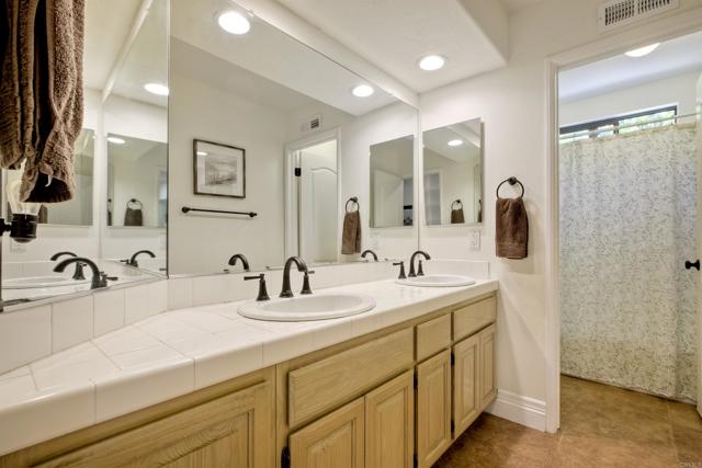 Detail Gallery Image 30 of 62 For 3749 Sarah Ann Dr, Fallbrook,  CA 92028 - 4 Beds | 2 Baths