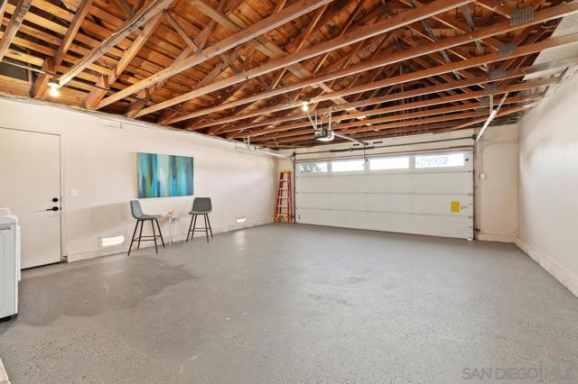 12687 Senda Acantilada, San Diego CA: https://media.crmls.org/mediaz/5b603444-8470-48e0-b598-17a1e76eb44d.jpg