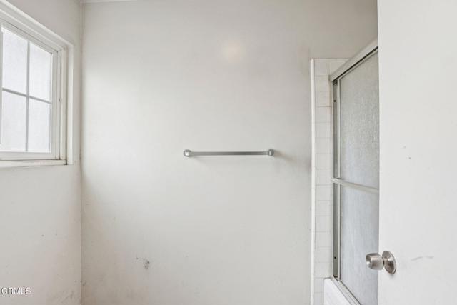 Detail Gallery Image 25 of 39 For 10856 Topeka Dr, Porter Ranch,  CA 91326 - 5 Beds | 4 Baths