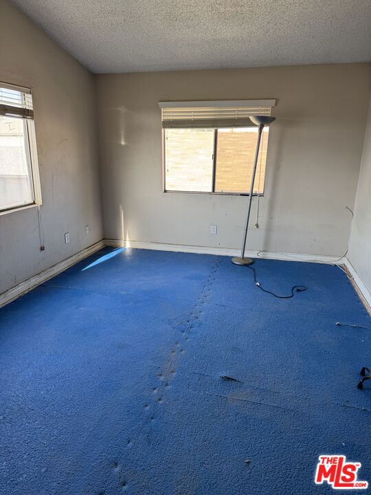 6267 Grand Valley Trail, Jurupa Valley CA: https://media.crmls.org/mediaz/5b639988-965f-4b57-80d5-af0ad9350676.jpg