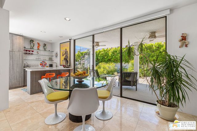 2653 S Calle Palo Fierro, Palm Springs, CA 92264