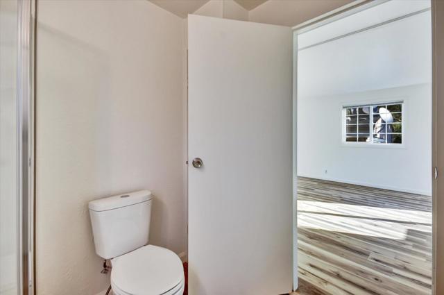 17 Pepperwood Way, Soquel CA: https://media.crmls.org/mediaz/5b653008-65ff-4da4-bfde-c215cbb05658.jpg