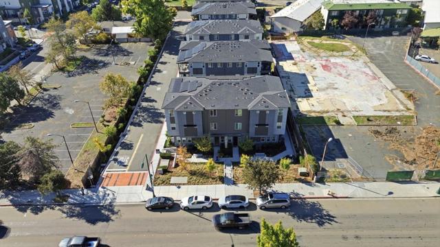 490 Trace Lane, Hayward CA: https://media.crmls.org/mediaz/5b6620b5-a463-4032-b3a4-df6582c913a1.jpg