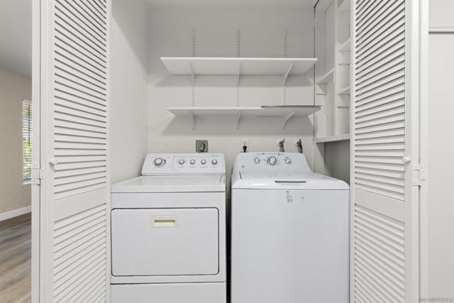 12194 Wilsey Way, Poway CA: https://media.crmls.org/mediaz/5b66c3b5-c9d5-4905-aa72-26265868ffde.jpg