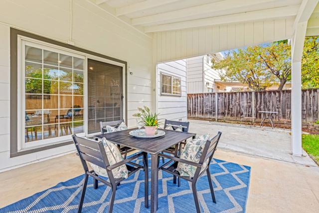 1688 Grizilo Drive, San Jose CA: https://media.crmls.org/mediaz/5b66cf7a-fed5-4057-9ba5-b8dd7644aeab.jpg