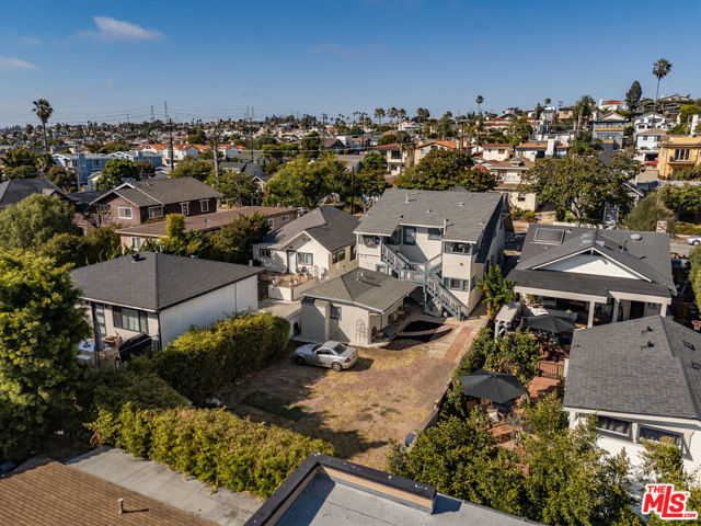 319 Gertruda Avenue, Redondo Beach, California 90277, 0 ,Residential Income,For Sale,Gertruda,0,26854135