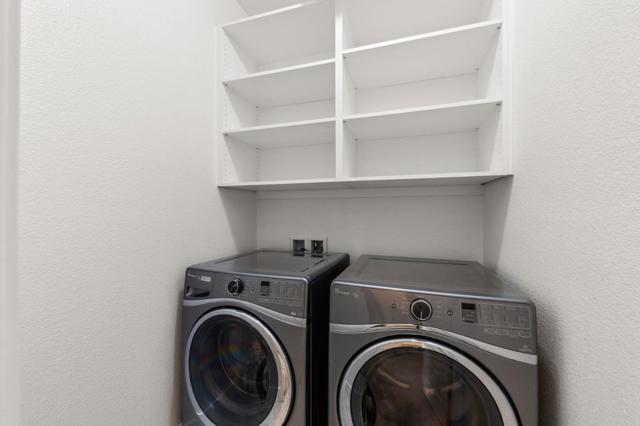 408 E 28th Avenue, San Mateo CA: https://media.crmls.org/mediaz/5b66f031-5d1b-4995-9ceb-f452e124fe21.jpg