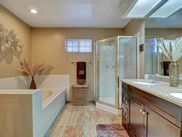 43425 Texas, Palm Desert, CA 92211