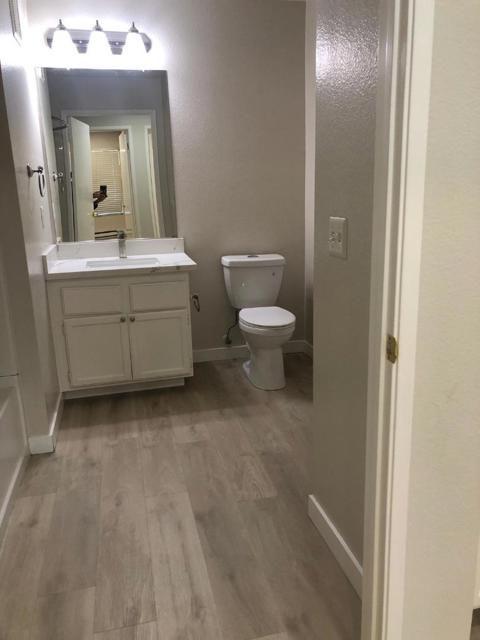 651 Encore Way, San Jose CA: https://media.crmls.org/mediaz/5b68b63f-4eec-4d51-8903-173e27a89713.jpg