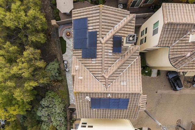 2701 Villas Way, San Diego CA: https://media.crmls.org/mediaz/5b6908ba-3ded-4993-9e8e-e15270dbfe59.jpg