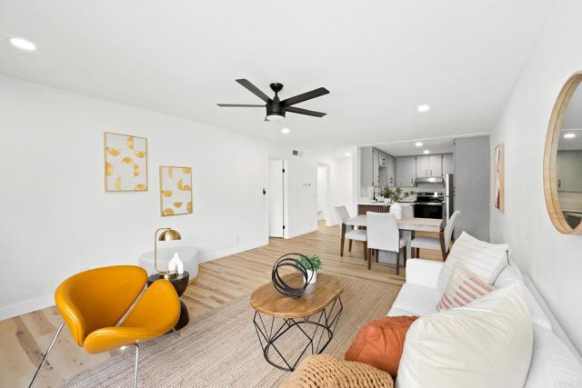 10350 Caminito Cuervo, San Diego CA: https://media.crmls.org/mediaz/5b6967fc-0778-4ce5-932d-d13bc691791e.jpg