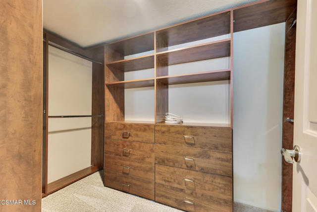 5728 Oak Bend Ln  -  HsHProd-23