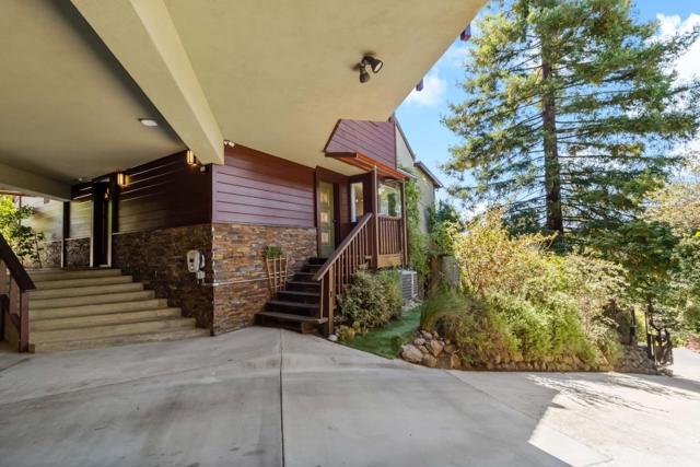 711 W California Way, Redwood City CA: https://media.crmls.org/mediaz/5b6a4e9b-66e2-4f41-882a-f4ee16edcc68.jpg