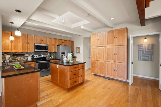 17410 Blue Jay Drive, Morgan Hill CA: https://media.crmls.org/mediaz/5b6a7cfc-11b2-4e4c-92b2-bdeb0b83eb5c.jpg