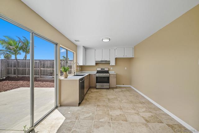 7427 Kamwood St, San Diego CA: https://media.crmls.org/mediaz/5b6a9972-3521-4c22-9037-db2205697ba8.jpg