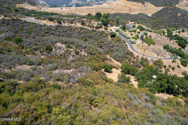 115 Carlisle Road, Westlake Village CA: https://media.crmls.org/mediaz/5b6d701b-d053-472f-80cb-06f9182dcc44.jpg
