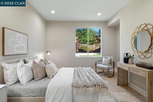 9662 Velvet Leaf Cir, San Ramon CA: https://media.crmls.org/mediaz/5b6d83dd-7cd4-4bfa-b7e3-52f52f6fd5b7.jpg