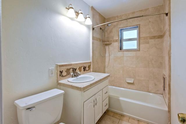 Detail Gallery Image 26 of 41 For 343 Hill Dr, Vista,  CA 92083 - 3 Beds | 2 Baths