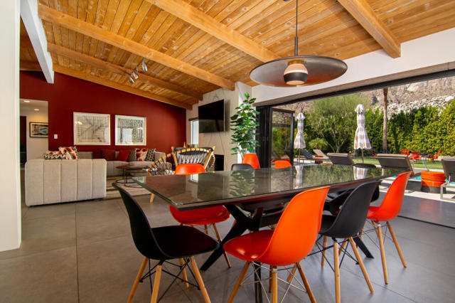 783 N Rose Avenue, Palm Springs CA: https://media.crmls.org/mediaz/5b6de6d0-d424-4db1-990b-d9e3052e529e.jpg