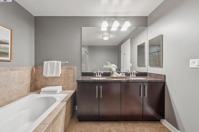 222 Broadway, Oakland CA: https://media.crmls.org/mediaz/5b6e8cda-fc5c-4a01-b49d-c171f9cf8df9.jpg