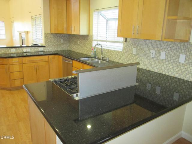 14473 Hurricane Lane, Helendale CA: https://media.crmls.org/mediaz/5b6ec80e-8897-4cf1-91dd-e5aa987f671b.jpg