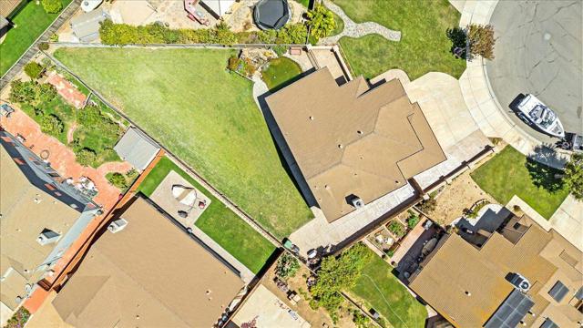 1851 Burgundy Circle, Gonzales CA: https://media.crmls.org/mediaz/5b719df6-812b-4012-8872-e114b15321a9.jpg