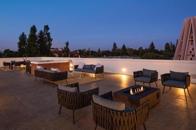 519 Webster Street, Palo Alto CA: https://media.crmls.org/mediaz/5b72121c-c3aa-43c7-88bb-69b02f1a1e70.jpg