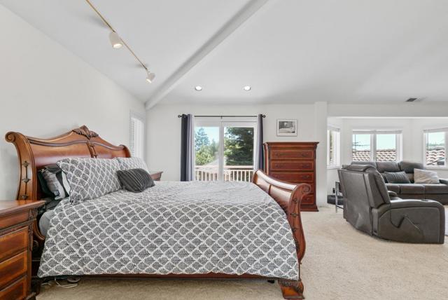 29 Kite Hill Road, Santa Cruz CA: https://media.crmls.org/mediaz/5b726046-67d2-4b73-8207-92c761551c61.jpg