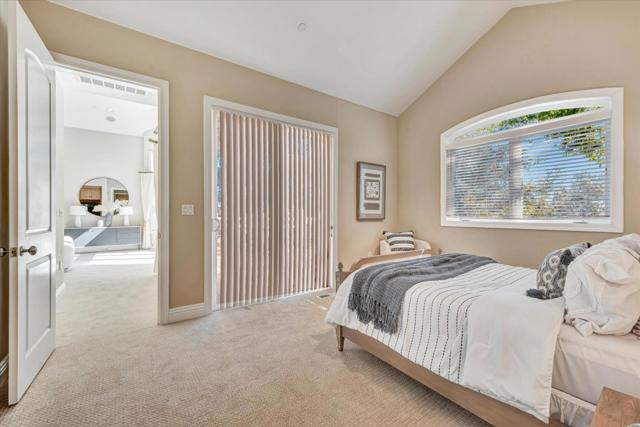 Image 40 of 92 For 10108 Crescent Court