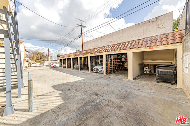 1156 S Bronson Avenue, Los Angeles CA: https://media.crmls.org/mediaz/5b7381ac-c6be-46c6-b501-47b53617f1a5.jpg